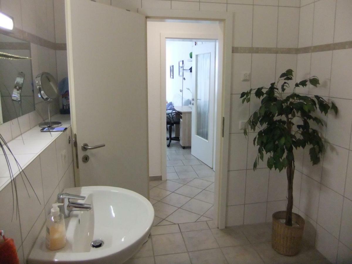 Beautiful Apartment Im Zentrum Von Sankt Augustin Bagian luar foto
